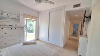 Middle Floor Apartment in Estepona