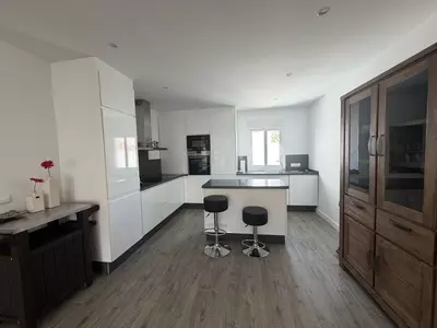 Middle Floor Apartment in Puerto Banús