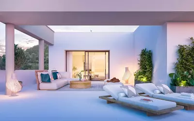 Top Floor Apartment in Estepona