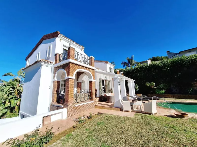 Detached Villa in Puerto Banús