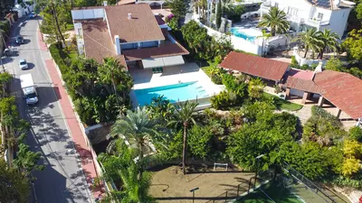 Detached Villa in Nueva Andalucía