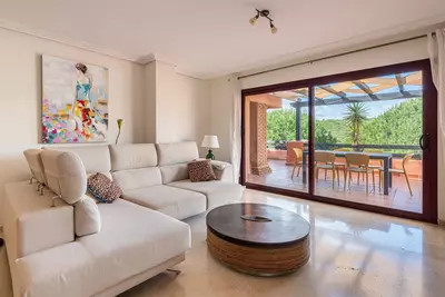 Middle Floor Apartment in Casares