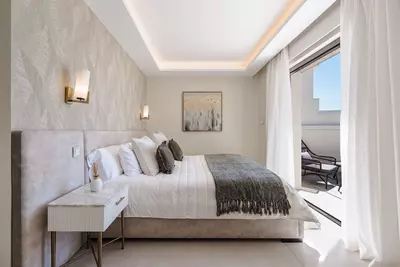 Middle Floor Apartment in Estepona