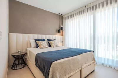 Middle Floor Apartment in Estepona
