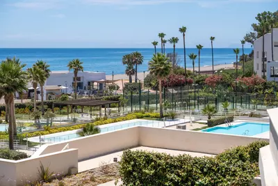Middle Floor Apartment in Estepona