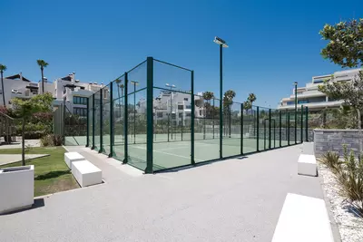 Middle Floor Apartment in Estepona
