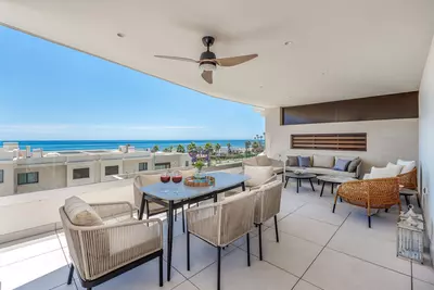 Middle Floor Apartment in Estepona