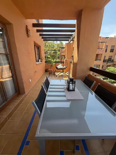 Middle Floor Apartment in Benahavís