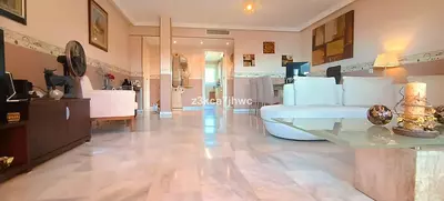 Middle Floor Apartment in Estepona