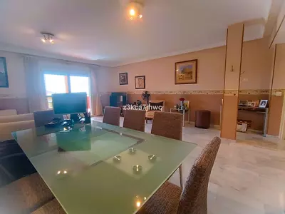 Middle Floor Apartment in Estepona