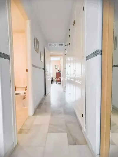 Middle Floor Apartment in Estepona