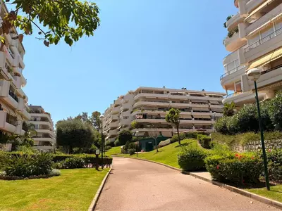 Middle Floor Apartment in Guadalmina Alta