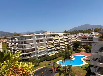 Middle Floor Apartment in Guadalmina Alta