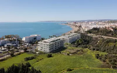 Middle Floor Apartment in Estepona