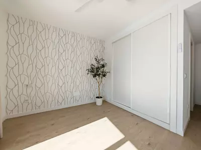 Middle Floor Apartment in Estepona