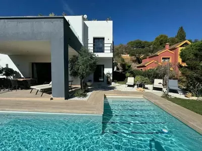 Detached Villa in Elviria