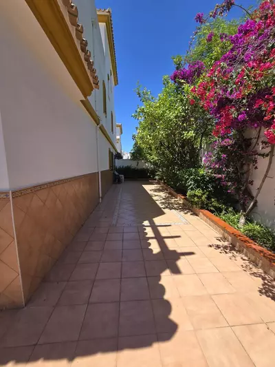 Ground Floor Apartment in Marbella