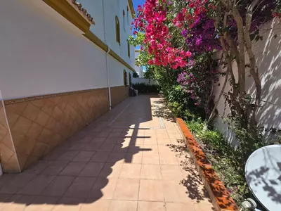 Ground Floor Apartment in Marbella