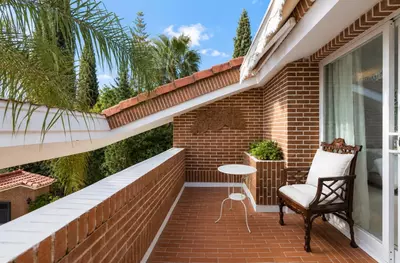 Detached Villa in El Paraiso