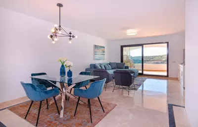 Middle Floor Apartment in Casares Playa