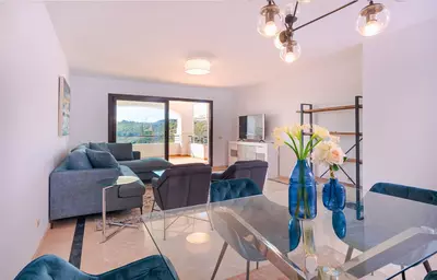Middle Floor Apartment in Casares Playa