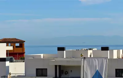 Middle Floor Apartment in Casares Playa