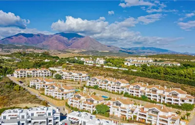 Middle Floor Apartment in Casares Playa