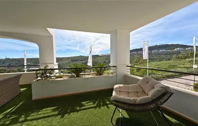 Middle Floor Apartment in Casares Playa