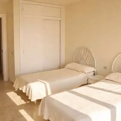Middle Floor Apartment in Marbella