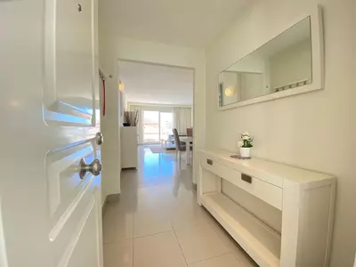 Middle Floor Apartment in Estepona