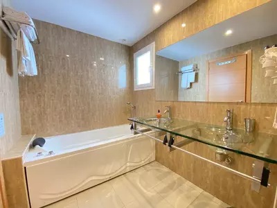 Middle Floor Apartment in Estepona