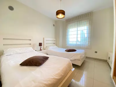 Middle Floor Apartment in Estepona