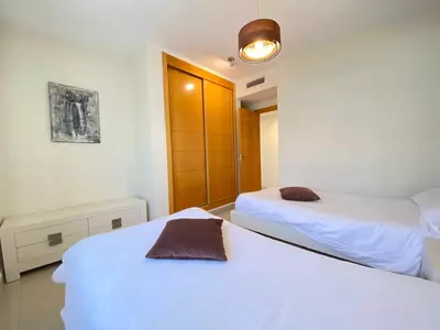 Middle Floor Apartment in Estepona