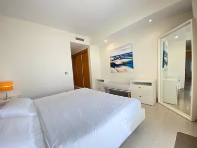 Middle Floor Apartment in Estepona