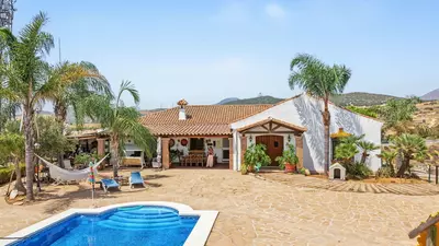 Finca - Cortijo in Casares