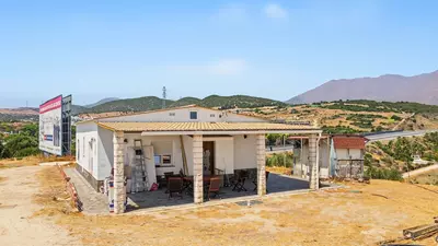 Finca - Cortijo in Casares