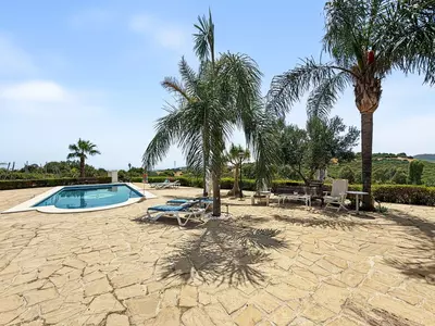 Finca - Cortijo in Casares