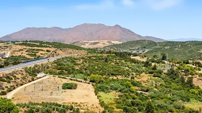 Finca - Cortijo in Casares
