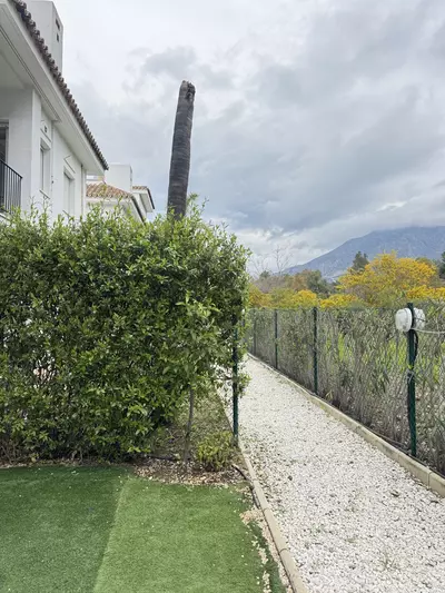 Ground Floor Apartment in Nueva Andalucía