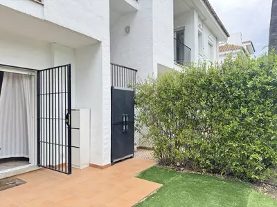 Ground Floor Apartment in Nueva Andalucía