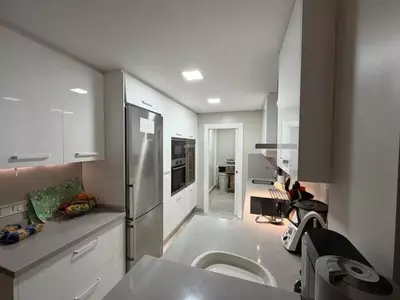 Middle Floor Apartment in Puerto Banús