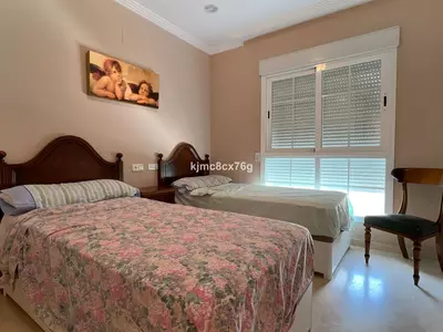 Middle Floor Apartment in Marbella
