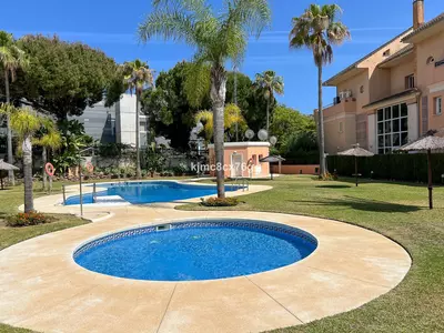 Middle Floor Apartment in Marbella