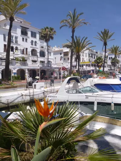 Ground Floor Apartment in Casares Playa