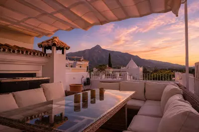 Townhouse in Nueva Andalucía