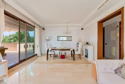 Penthouse in Nueva Andalucía