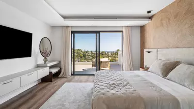 Detached Villa in Nueva Andalucía