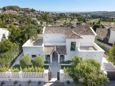 Detached Villa in Nueva Andalucía
