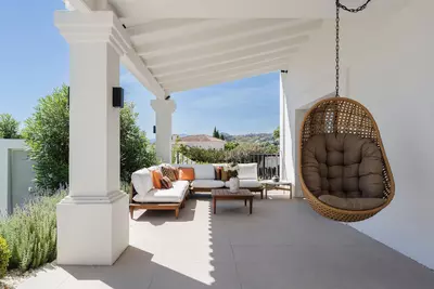 Detached Villa in Nueva Andalucía