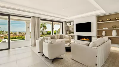 Detached Villa in Nueva Andalucía